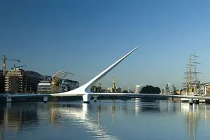 Puente de la Mujer en Puerto Madero