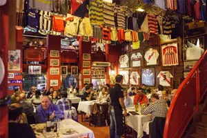 Interior of an Argentine bodegon with traditional décor