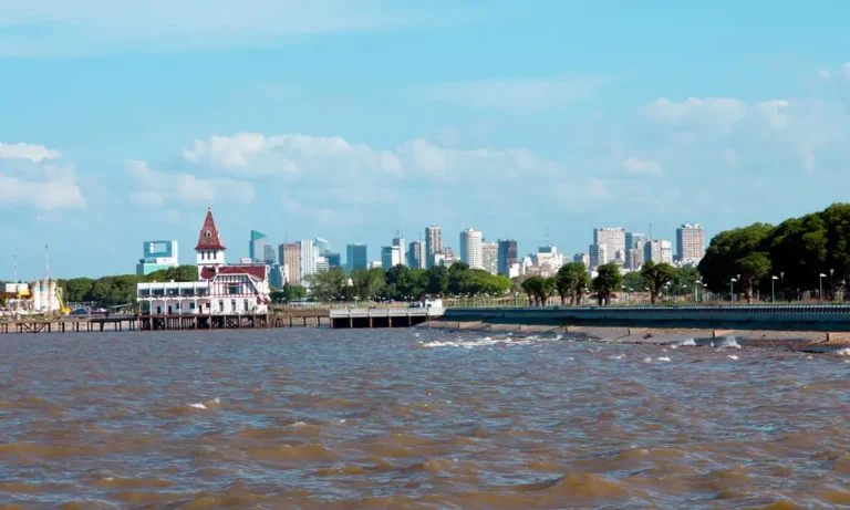 See Uruguay from Buenos Aires